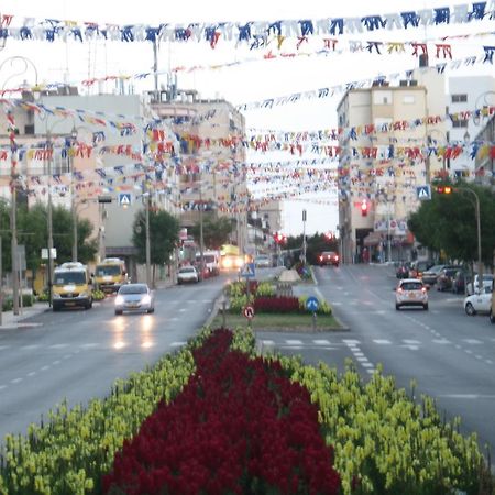 Apartments Petah Tiqwa - Bar Kochva Street Petach Tikva Zewnętrze zdjęcie